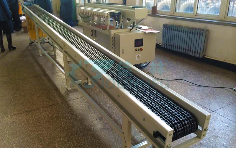 鏈條式輸送機(jī)