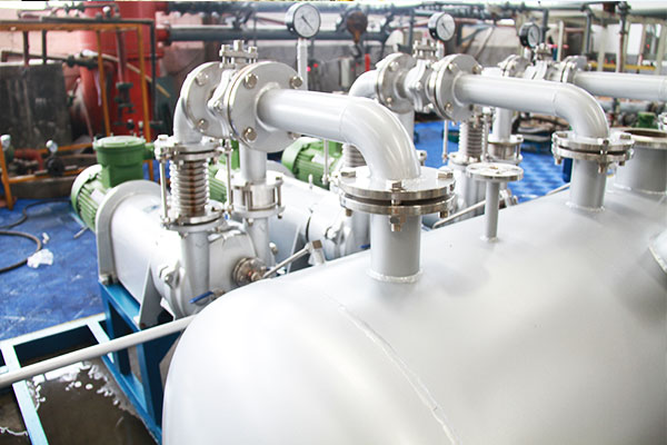 新安江工業(yè)泵為您提示，羅茨真空機(jī)組選型應(yīng)該注意什么？